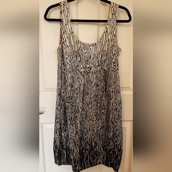 Zara Silk Dress Abstract Print size XL - Picture 4 of 13